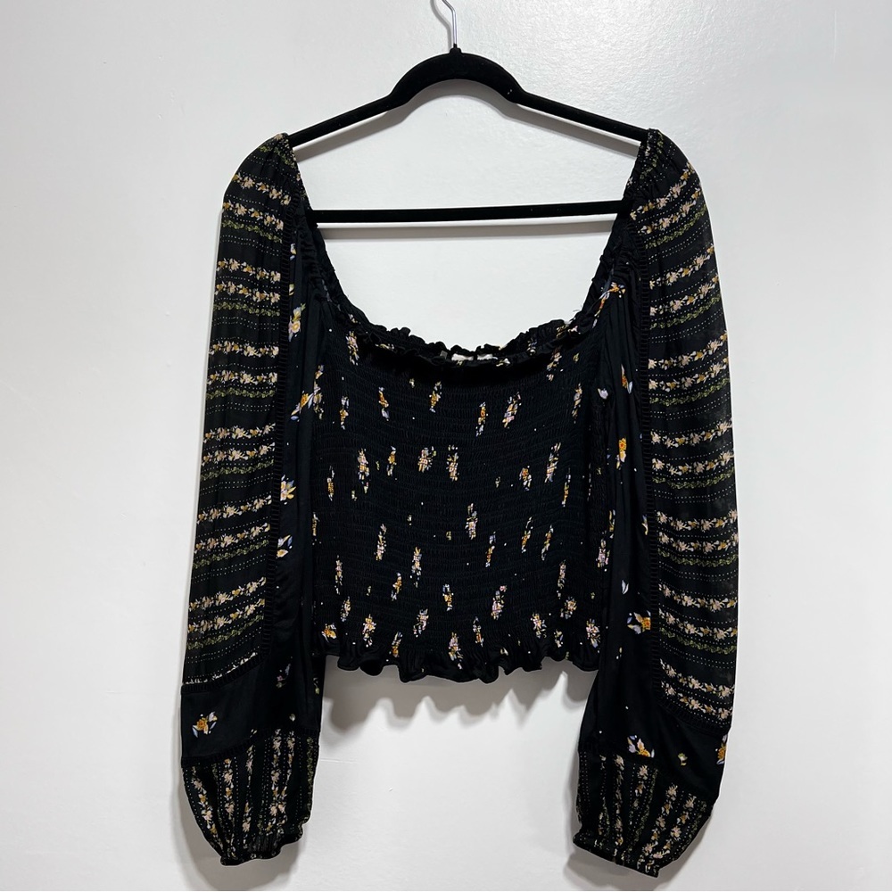 SOLD Anthropologie Dolan Pieta Balloon Sleeve Smocked Floral Blouse Large Black - Picture 5 of 11